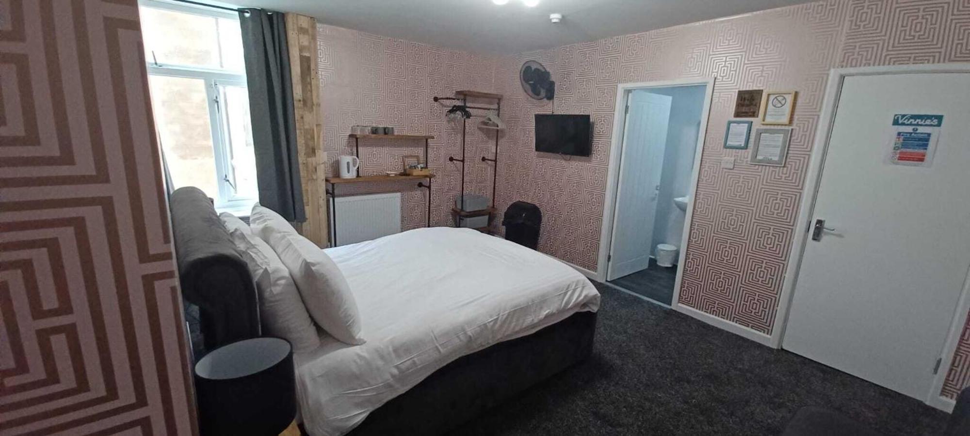 Vinnie'S Family Hotel Blackpool Rum bild