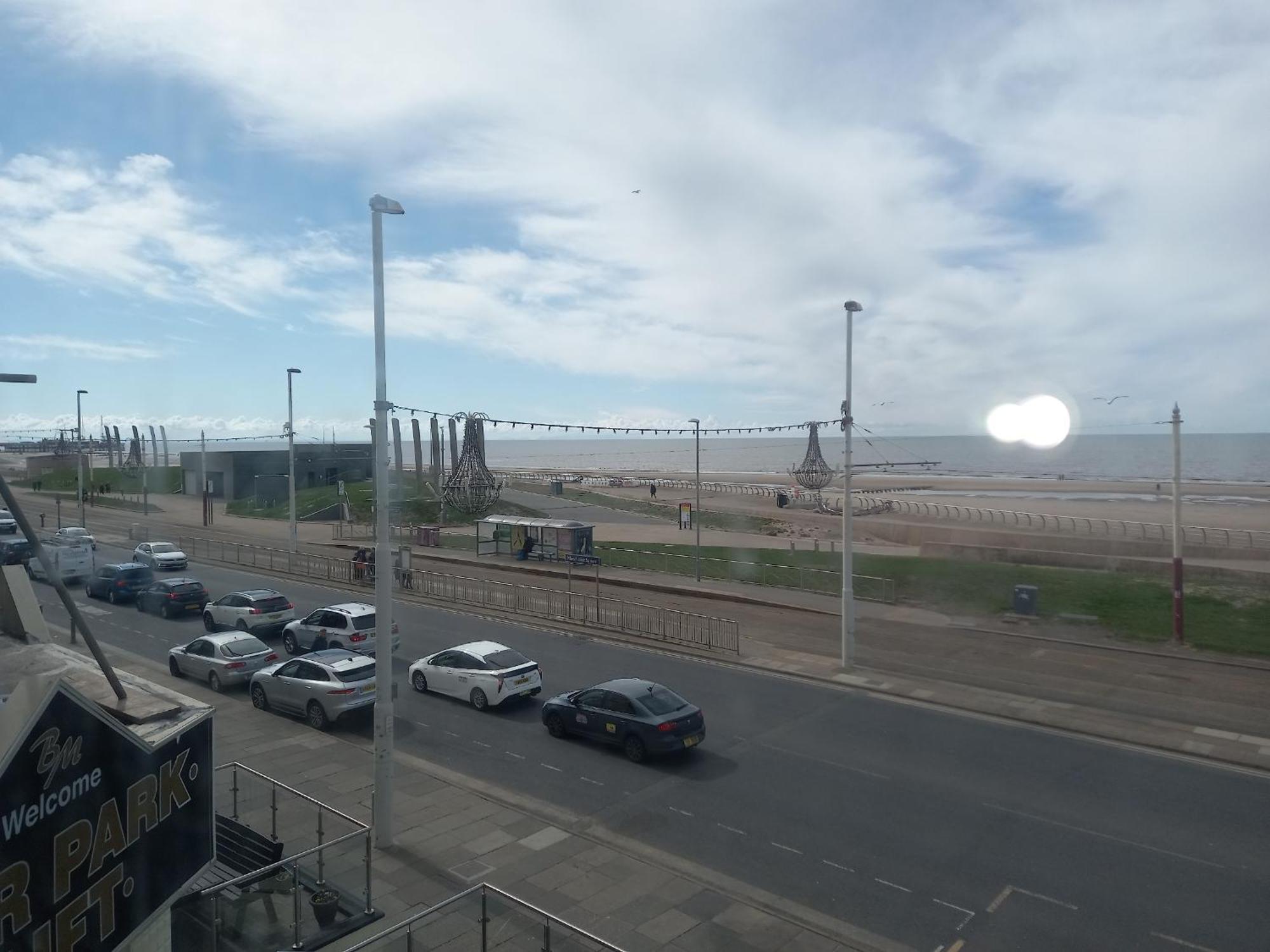 Vinnie'S Family Hotel Blackpool Exteriör bild